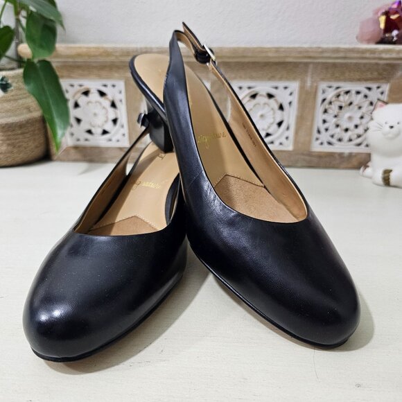 Trotters Shoes - Trotters Womens Sz 10N Pella Black Full Leather Slingback Low Heels Dress Shoes